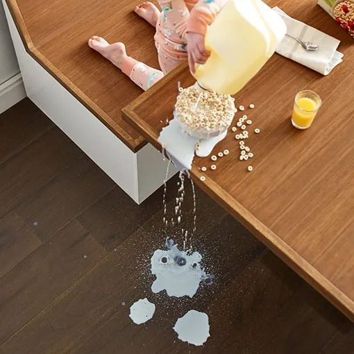Laminate-Spills